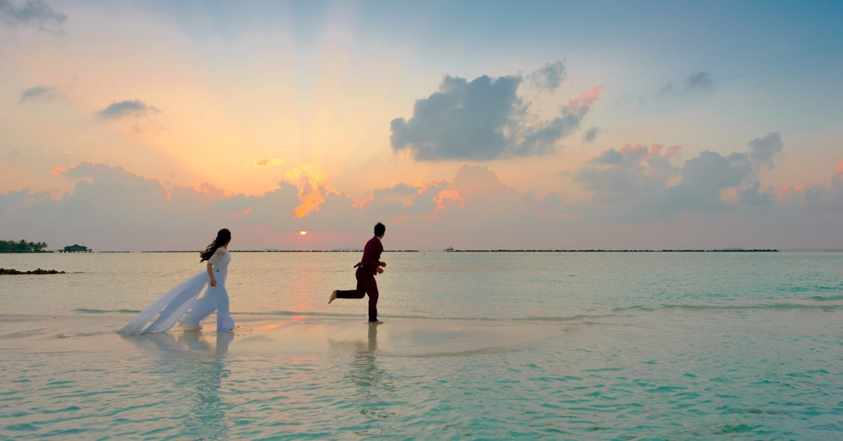 Wedding Couple Outdoor Photos Editing In Photoshop