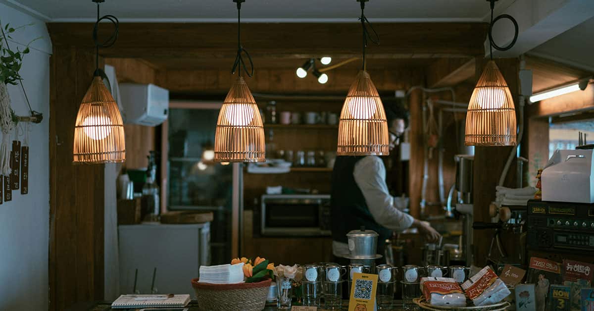 Broad vs Short Lighting
