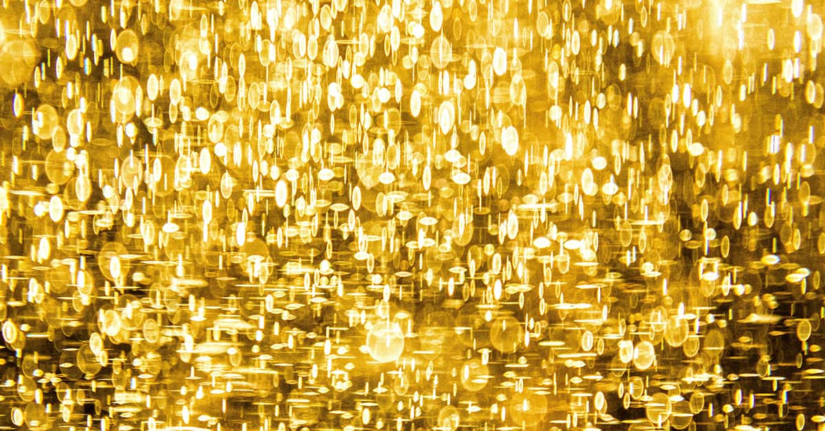 Gold Effect With Sparkling Diamond