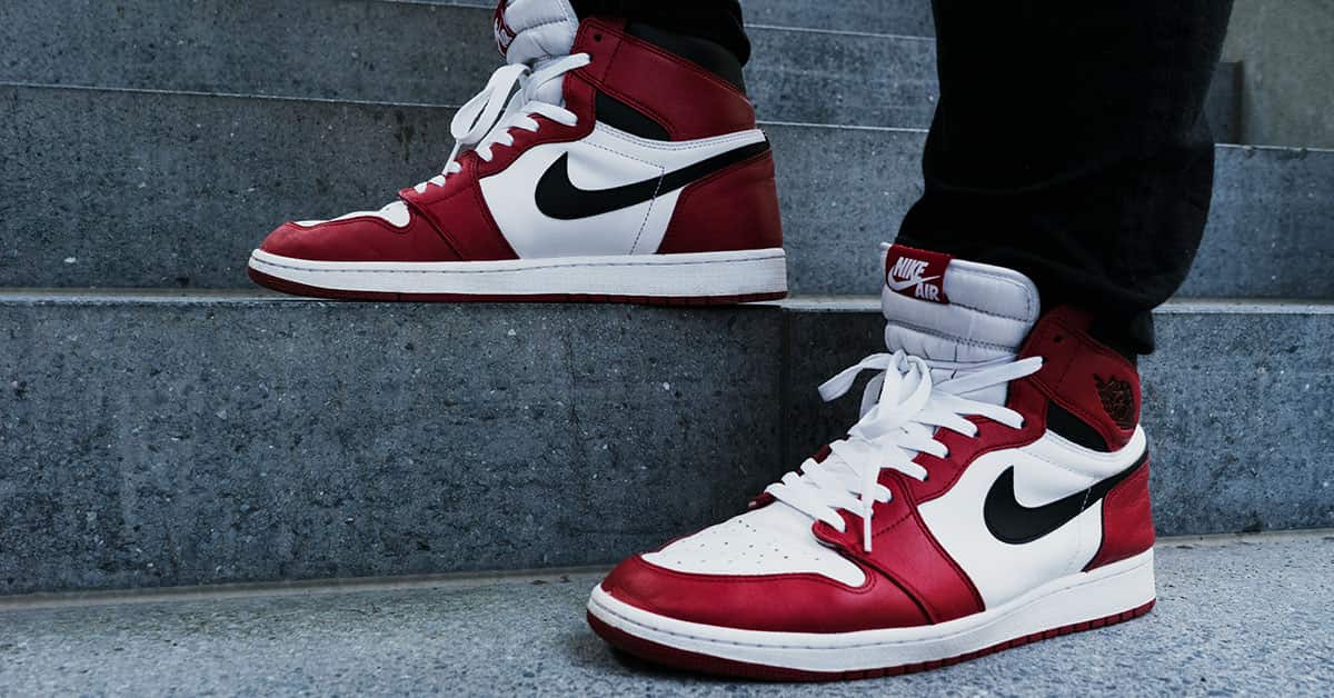 How to Pose Shoes for Selling