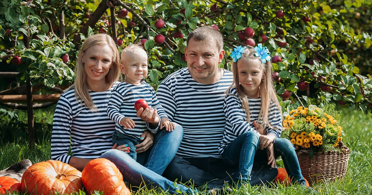 Family Photo Outfits Ideas