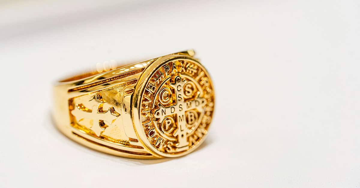 How to Edit Jewelry Product Photos Like a Pro