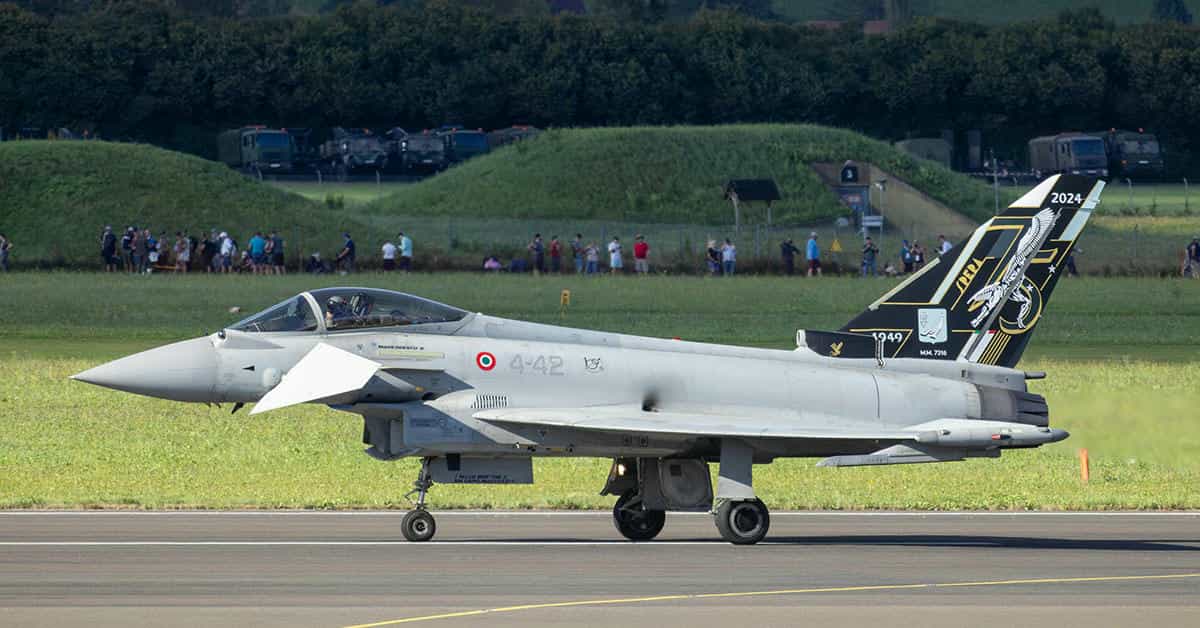 Aviation Combat Photographer