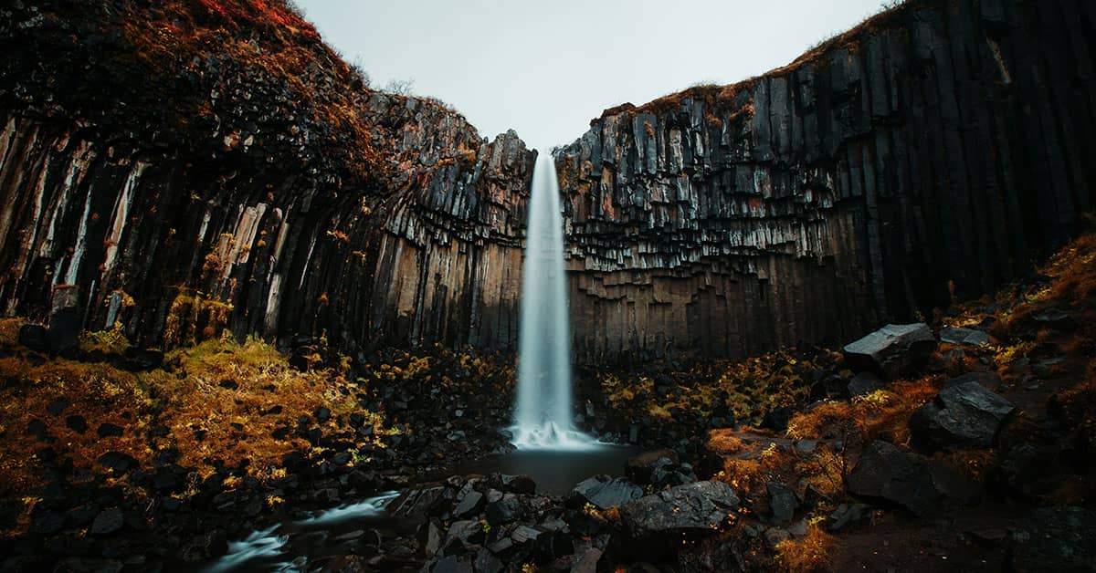 How to Make a Waterfall in Photoshop