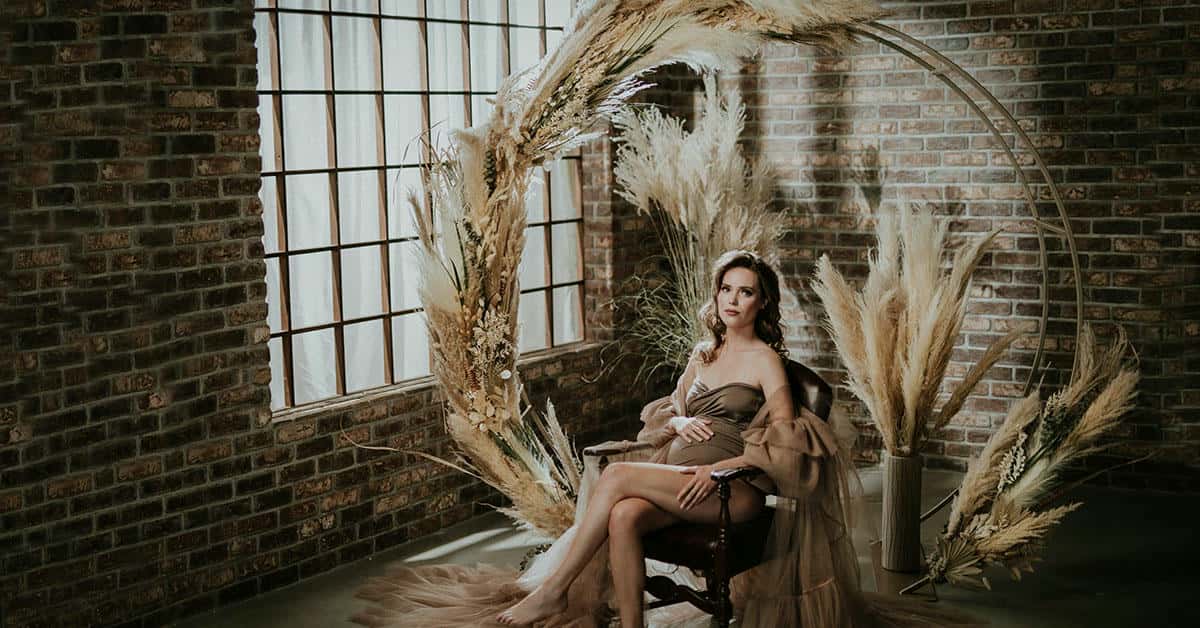 Photo Studio for Maternity Shoot