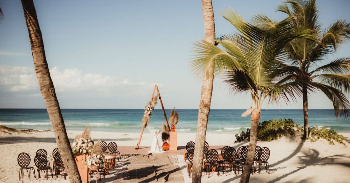 30 Must Have Shots for the Wedding Ceremony
