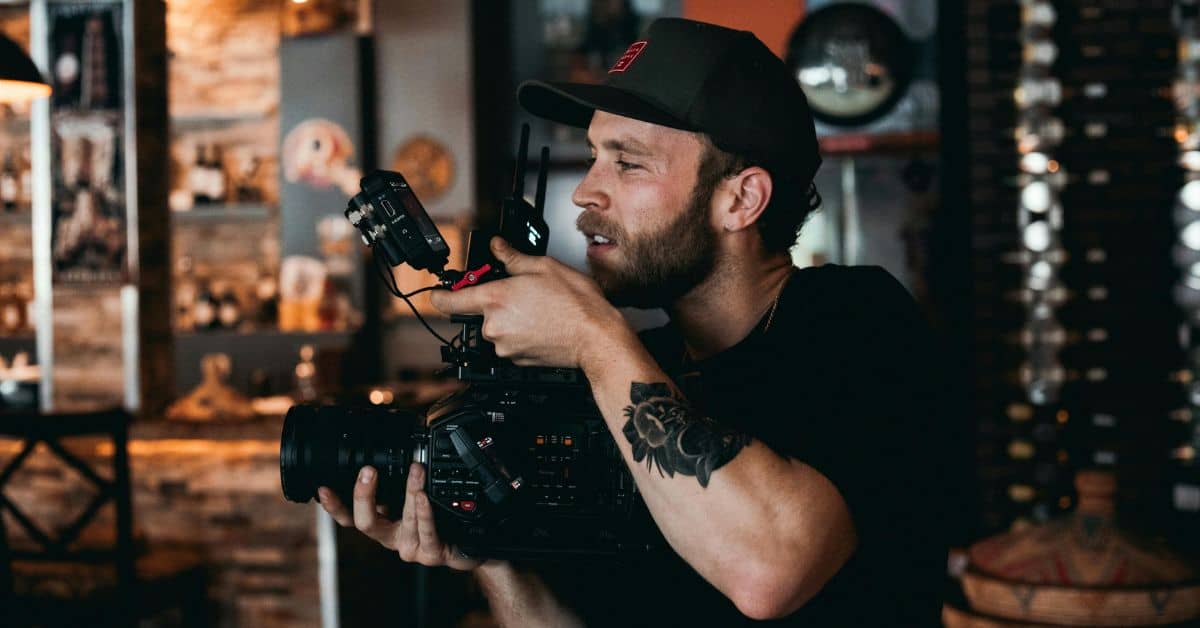 5 Quick Tips to Empower Your Second Shooter