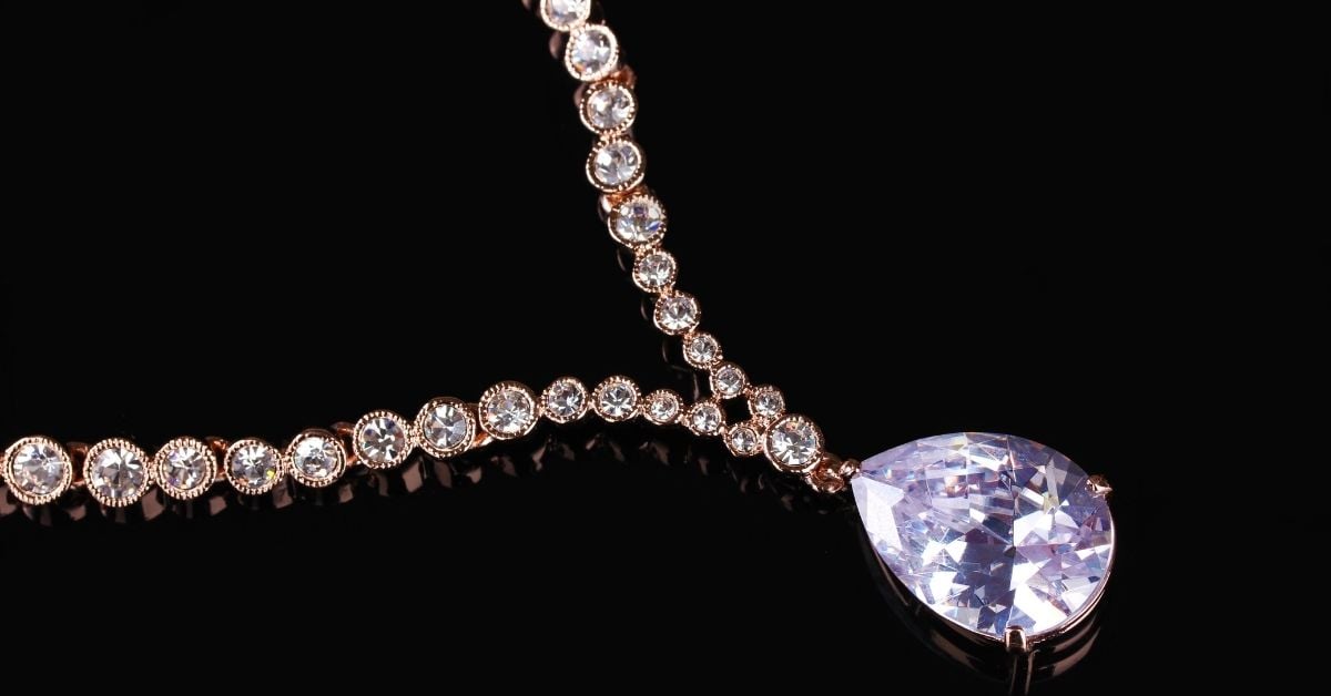 6 Essential Jewelry Marketing Tips to Improve Your Presence Online