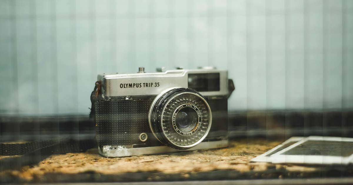 90 10 Model of Outsourcing Photography