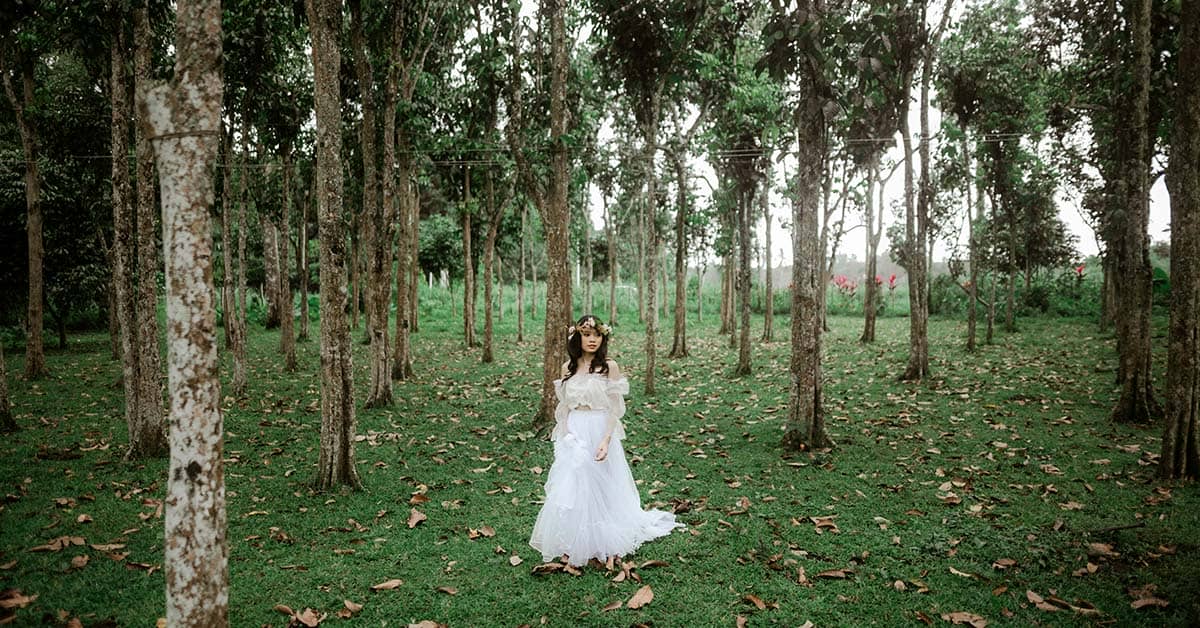 Female Wedding Photographers