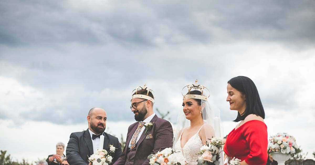 How to Photograph Large Wedding Parties