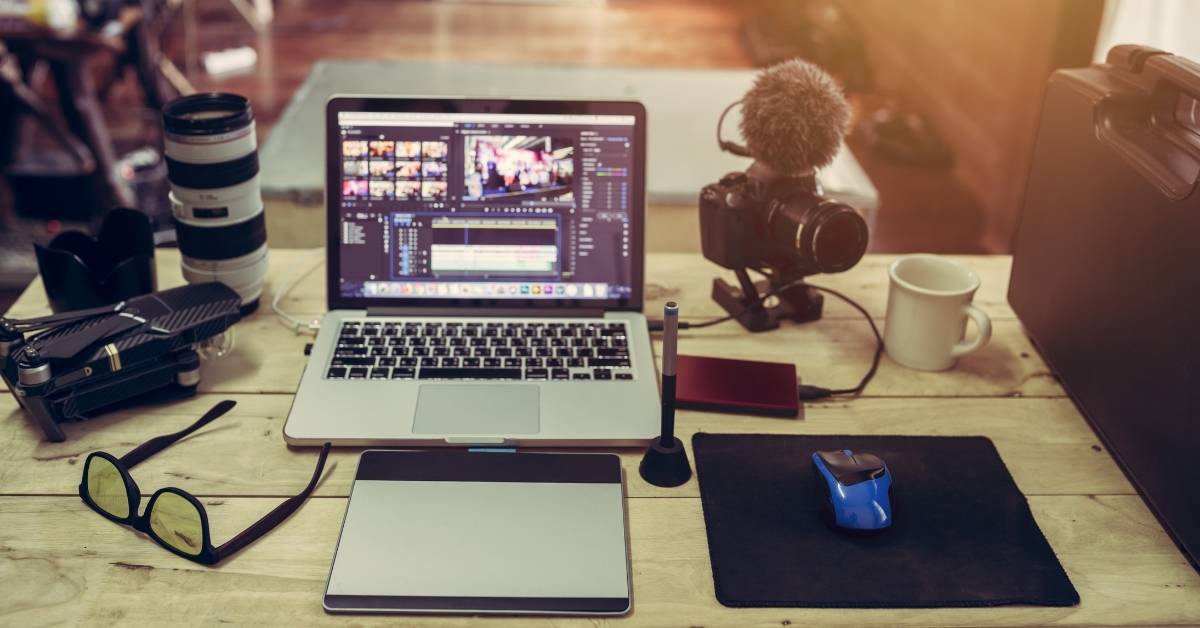Outsourced Video Editing Services for YouTubers