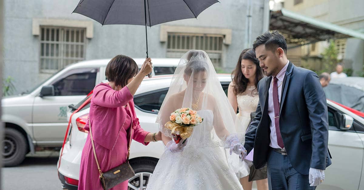 Overcoming Limitations as a Wedding Photographer