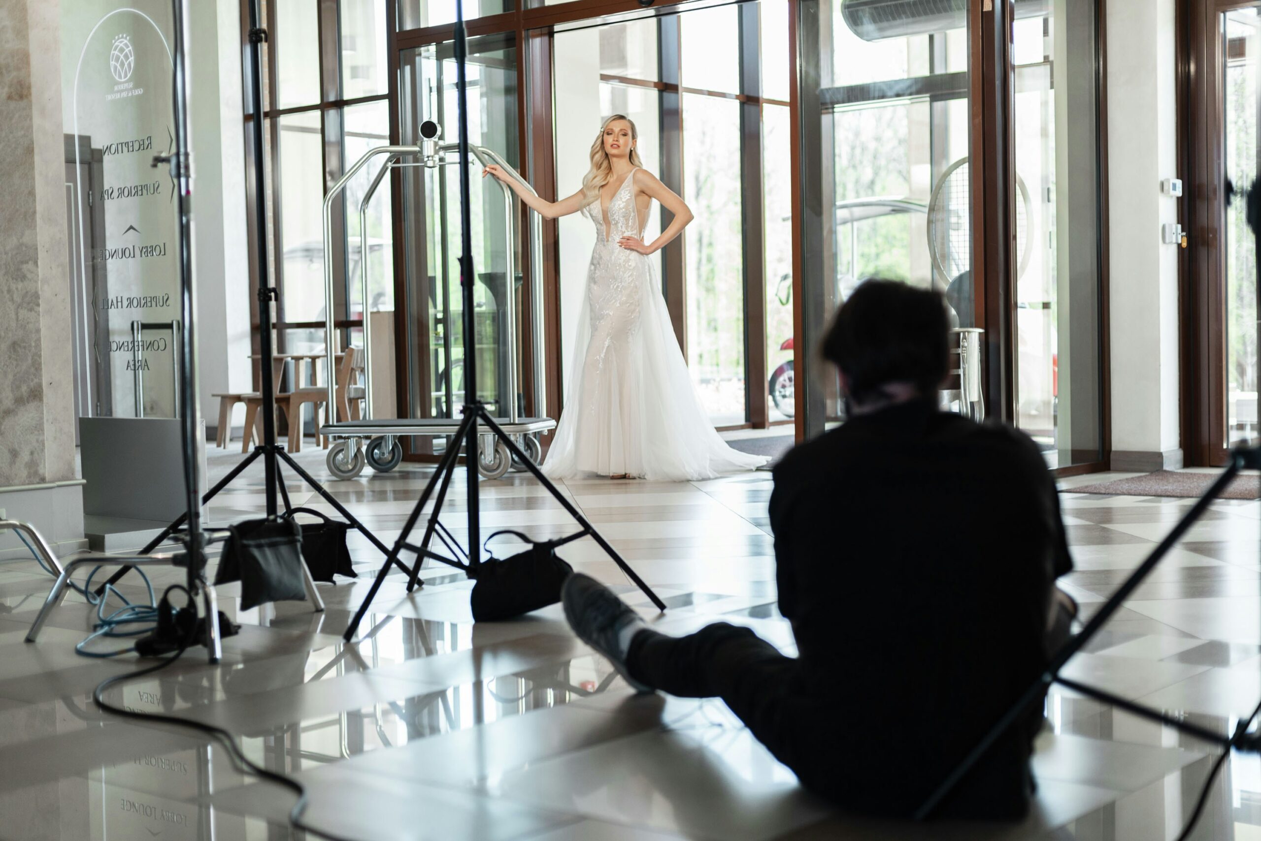 Pro Wedding Photographer Tips 3 Tricks for Posing Girls
