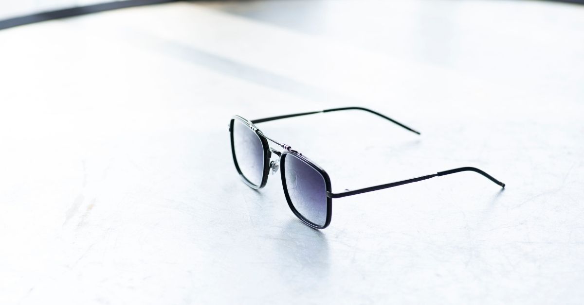 Resize Eyewear Photo