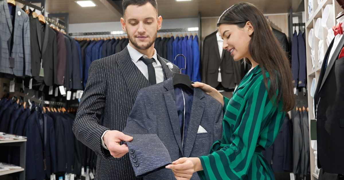 Professional Tips to Grow Clothing Business and Stand Out in Fashion