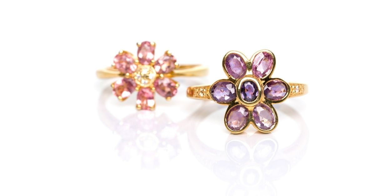 How to Photograph Jewelry on a White Background: Step-by-Step Guide