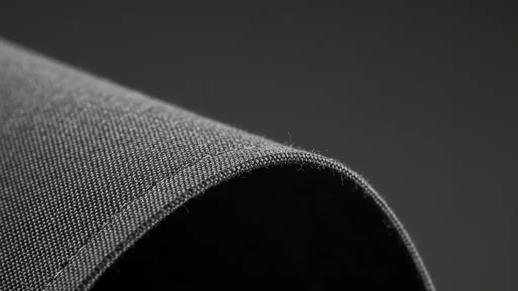 Common Error #3: Harsh, Jagged, or Unnatural Edges